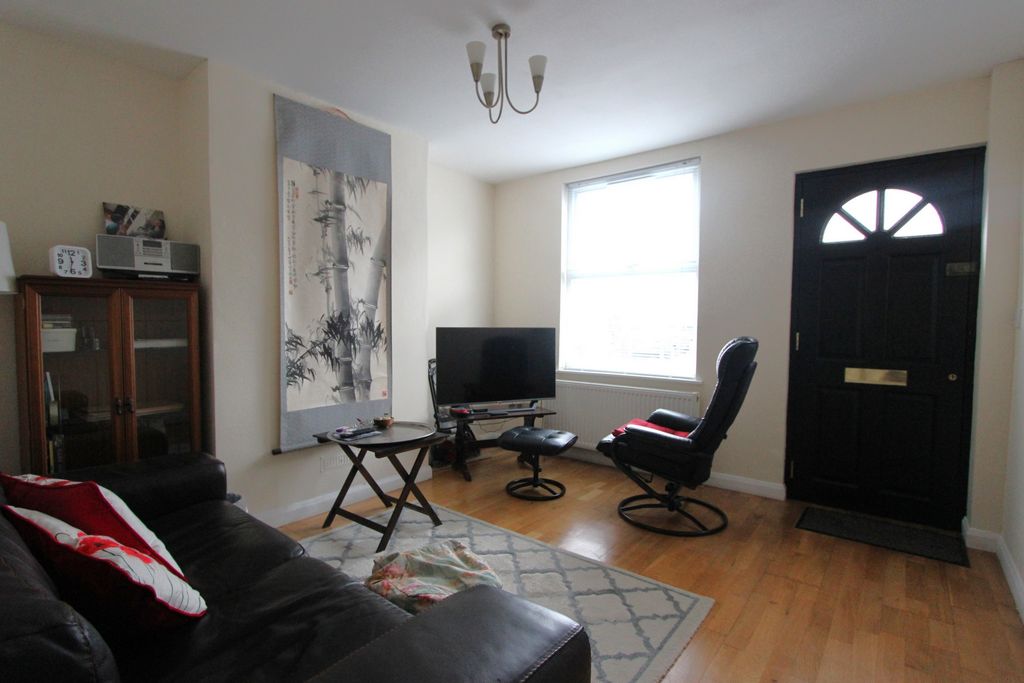 Property photo 2 of 12 Photo 1