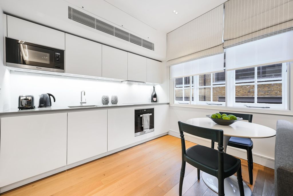 Property photo 3 of 12 Image