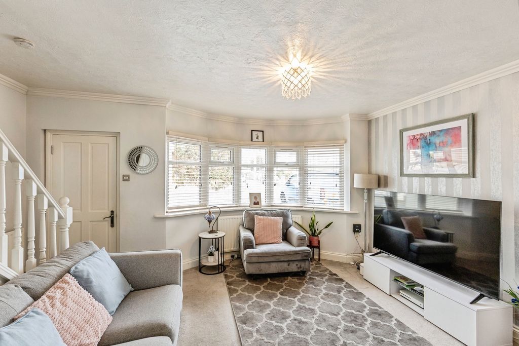 Property photo 3 of 19 Pbox-Img.Jpg