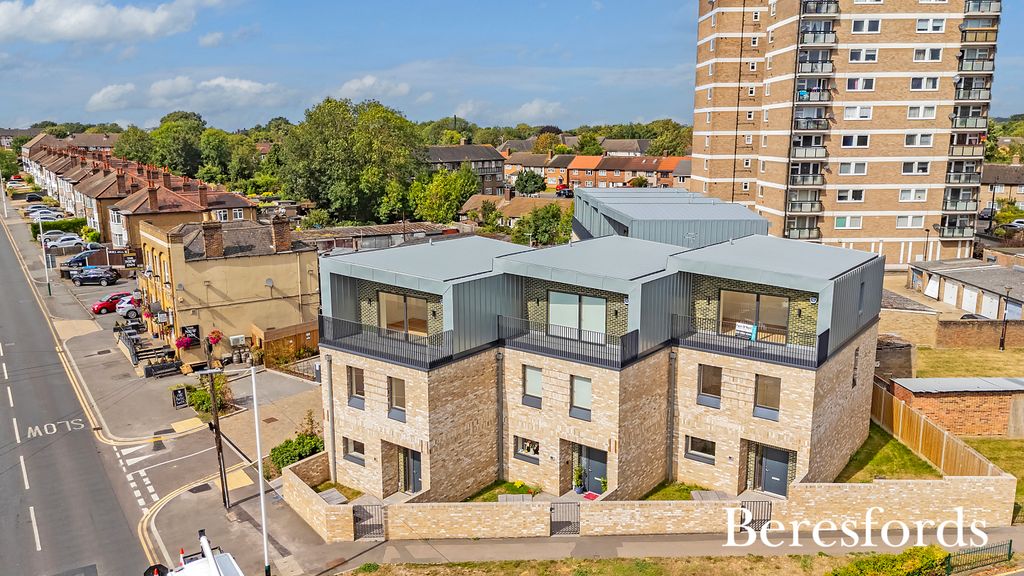 Property photo 1 of 23 Exterior