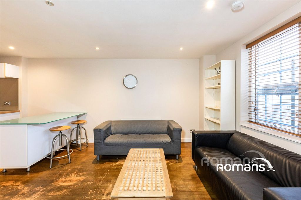 Property photo 1 of 12 Picture No. 21