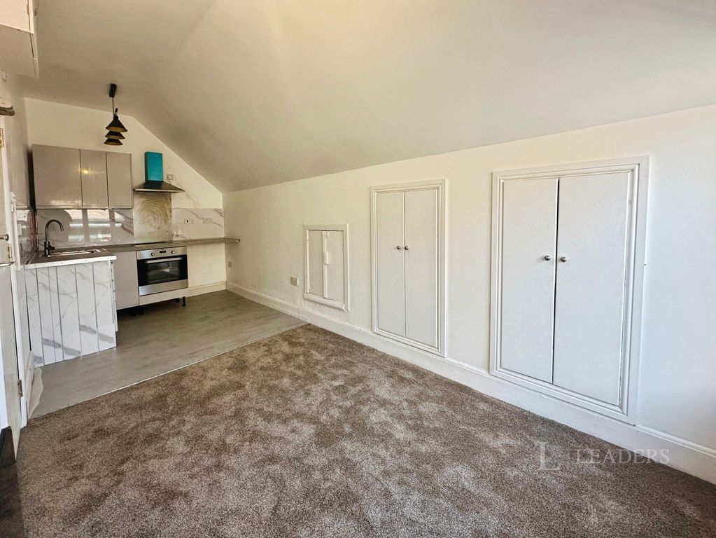 Property photo 1 of 8 Pbox-Img.Jpg