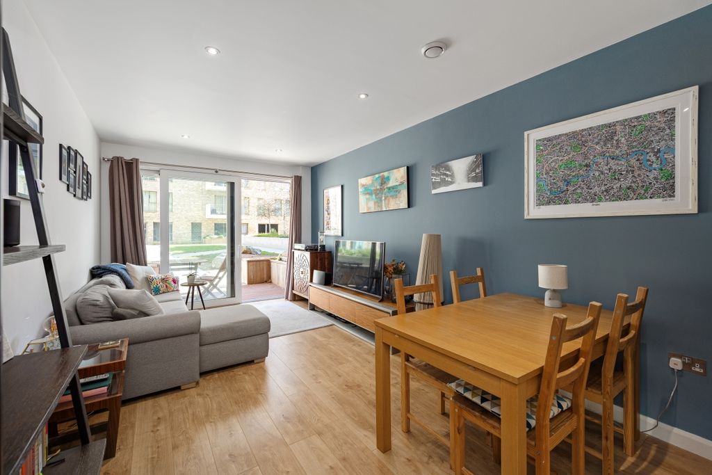 Property photo 2 of 15 094A0253