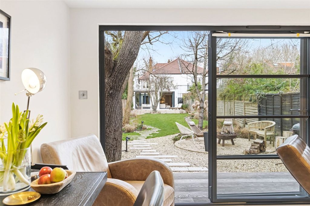 Additional image 17 of 5 bed semi-detached house for salePark Road, Hampton TW12