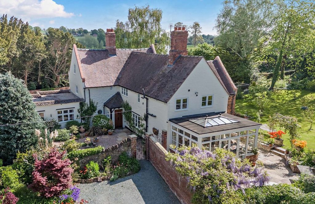 Property photo 2 of 23 Picture No. 03