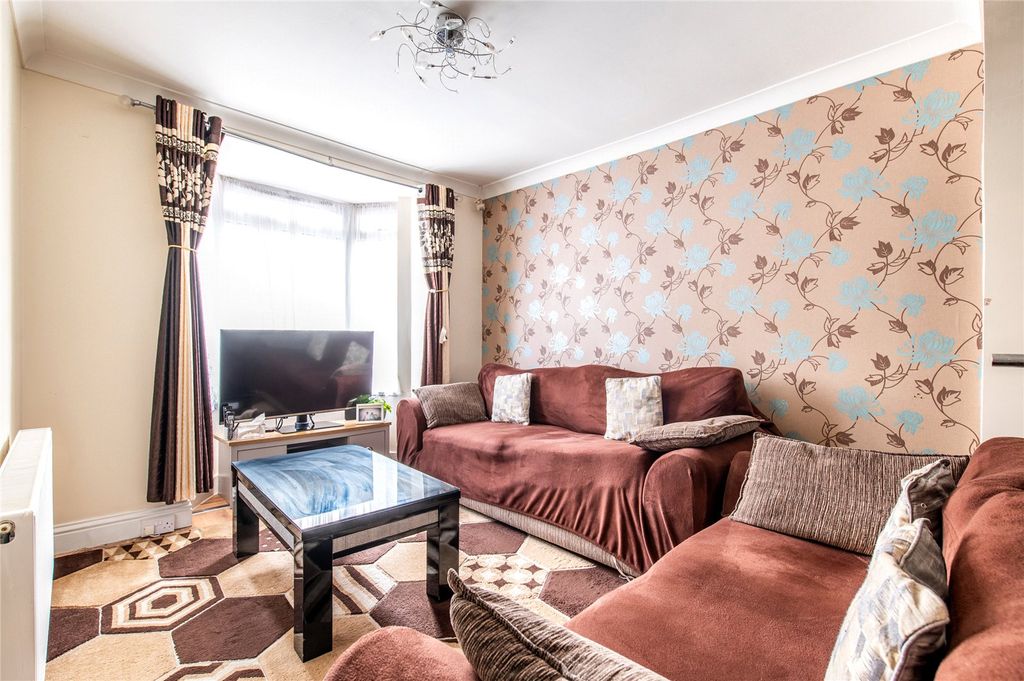 Property photo 2 of 18 Picture No. 03