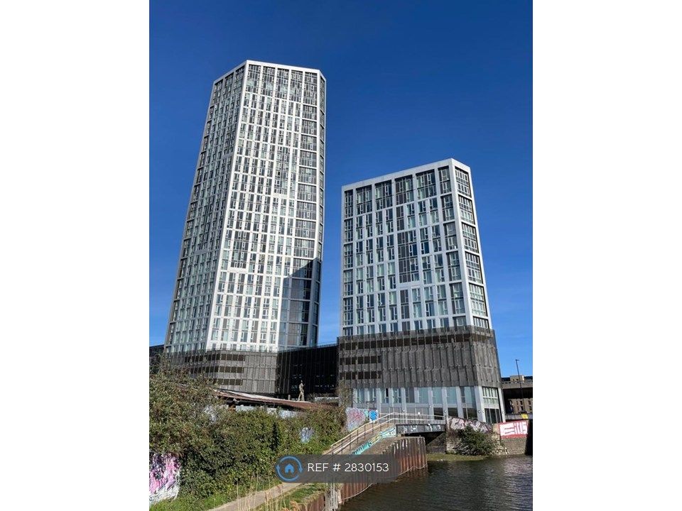 Property photo 2 of 17 Capital Towers