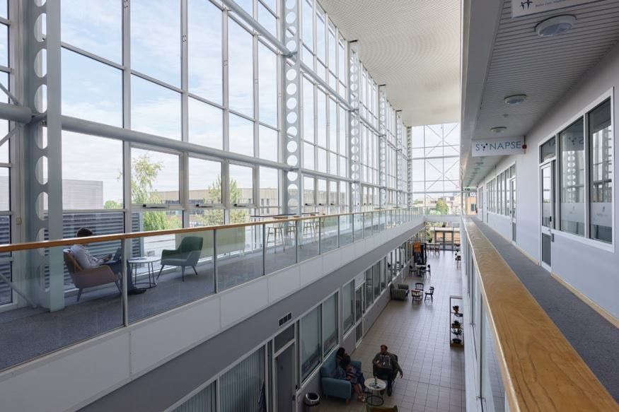 Property photo 2 of 18 2 Faraday Wharf  Interior1.Jpg