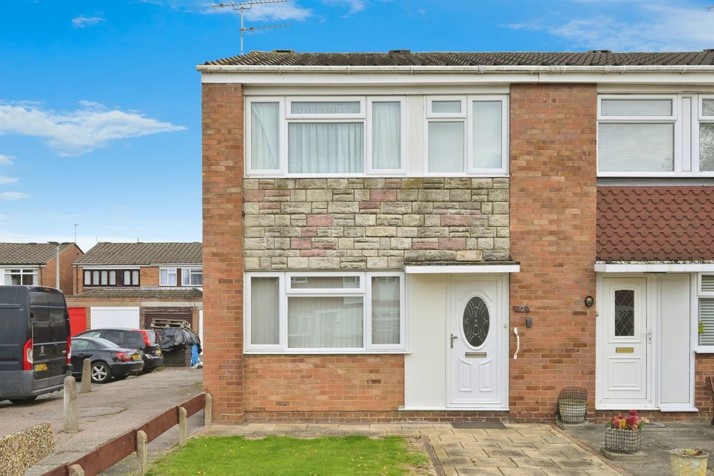 Property photo 1 of 17