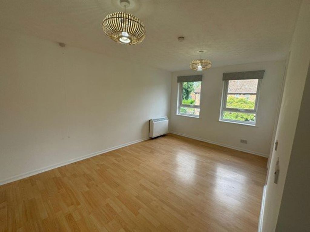 Property photo 3 of 4