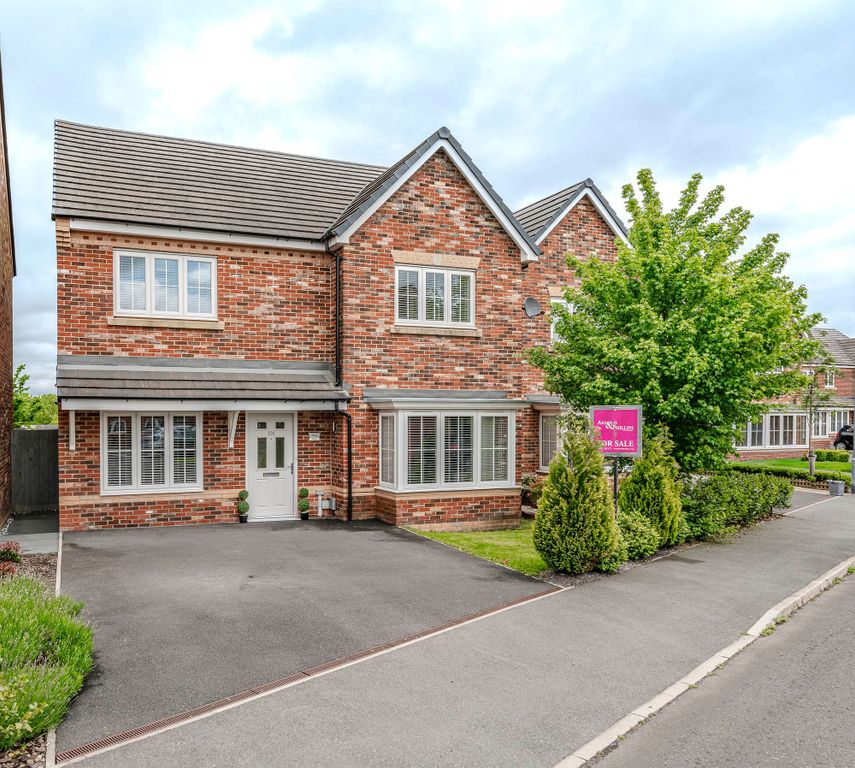 Property photo 1 of 50