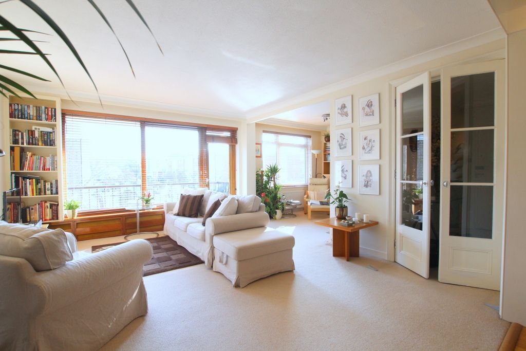 Property photo 2 of 7 2