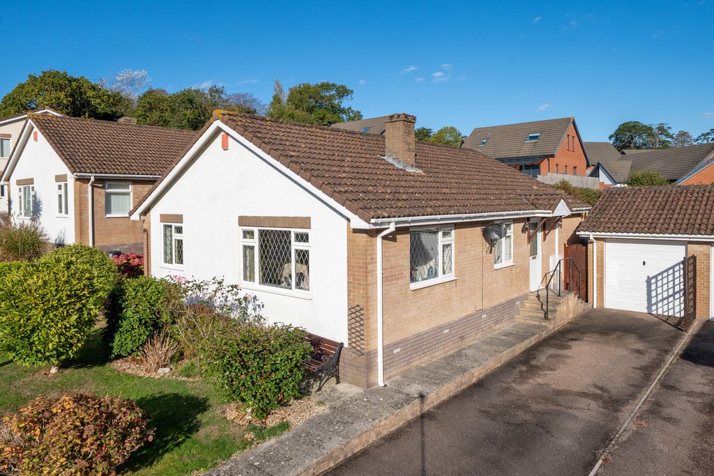 Property photo 1 of 21 1535976-2-6Ad5E92...
