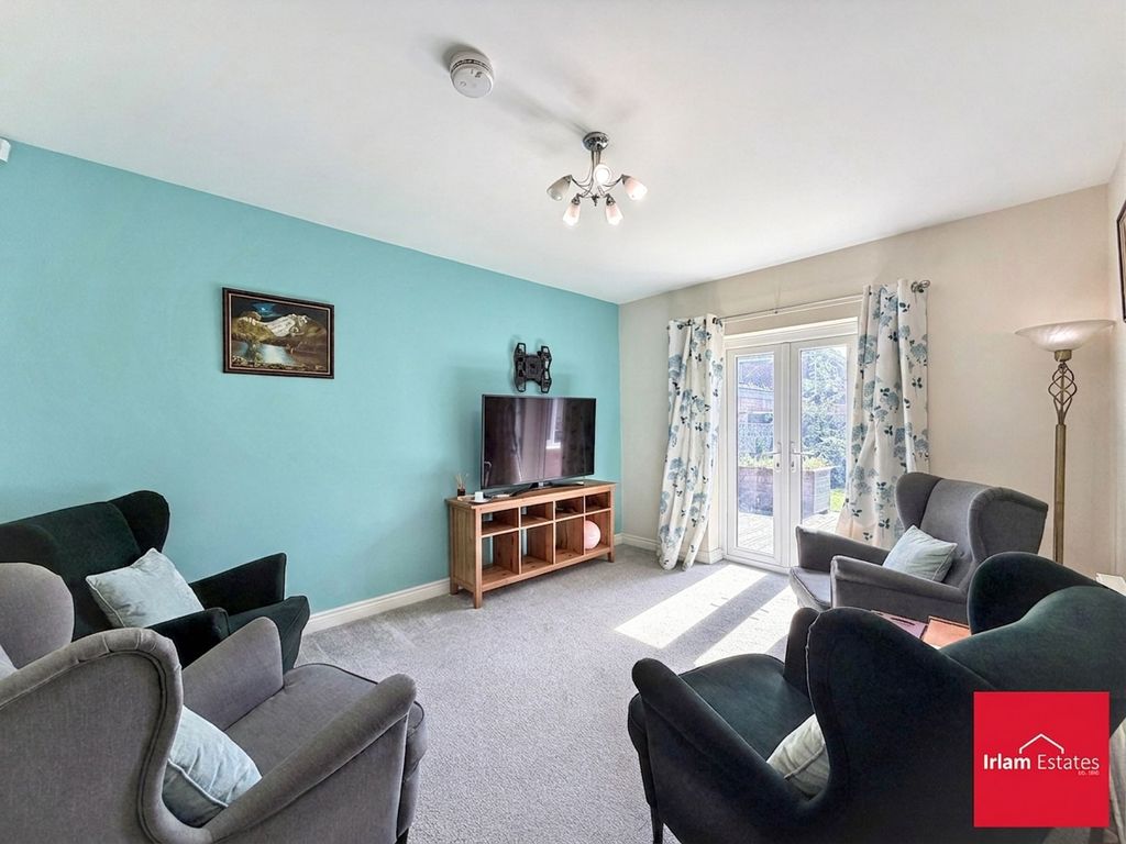 Property photo 2 of 18