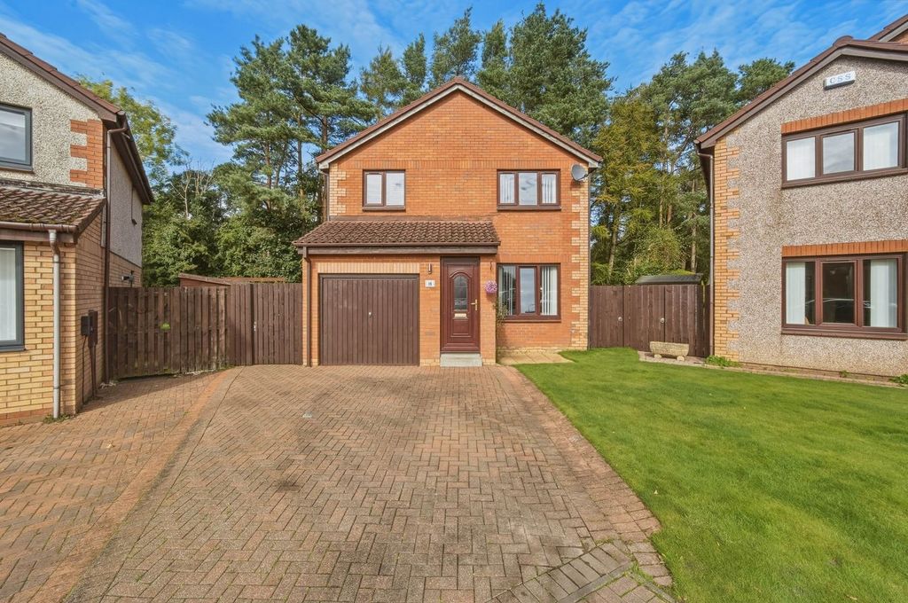 Property photo 1 of 25