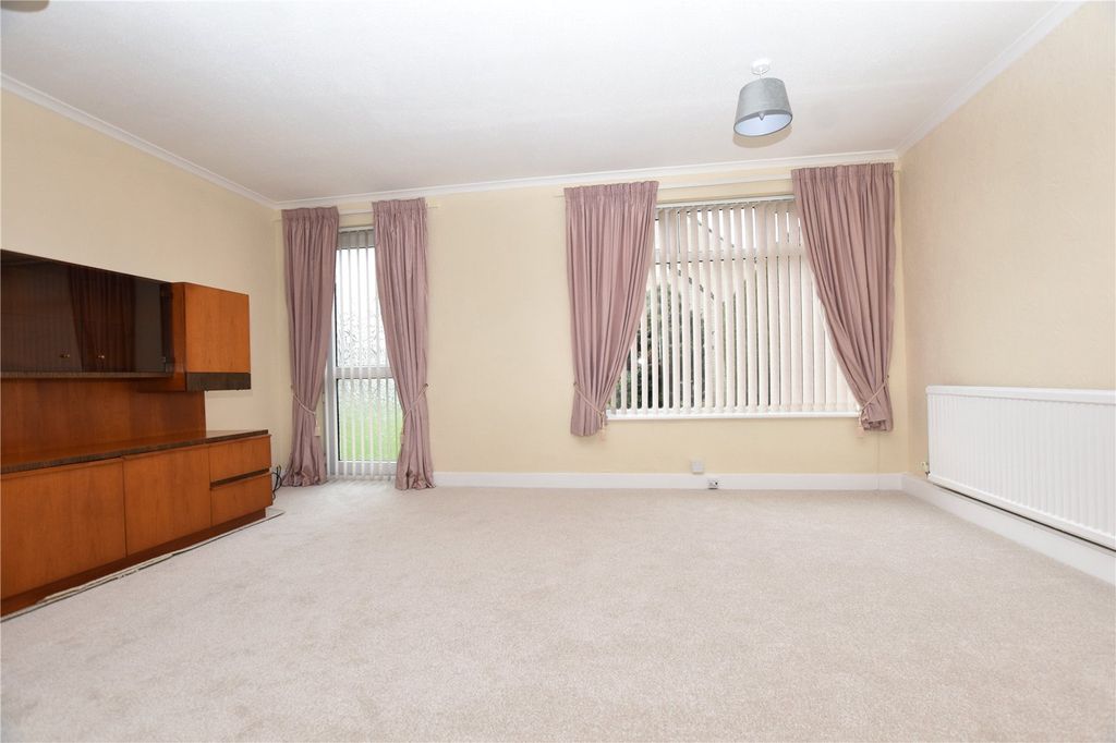 Property photo 2 of 20 Picture No. 09