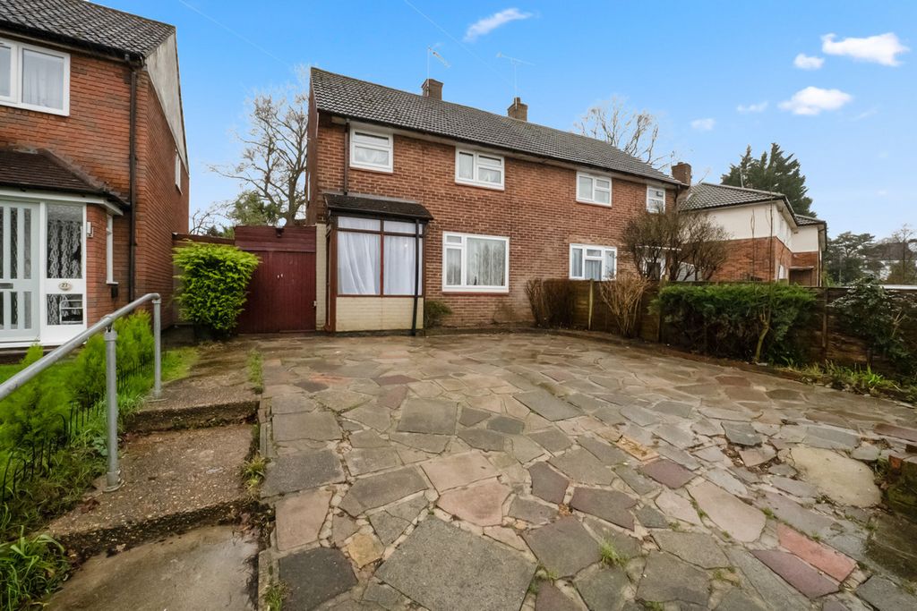 Property photo 2 of 23