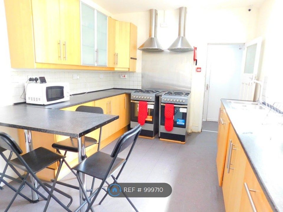 Property photo 2 of 5