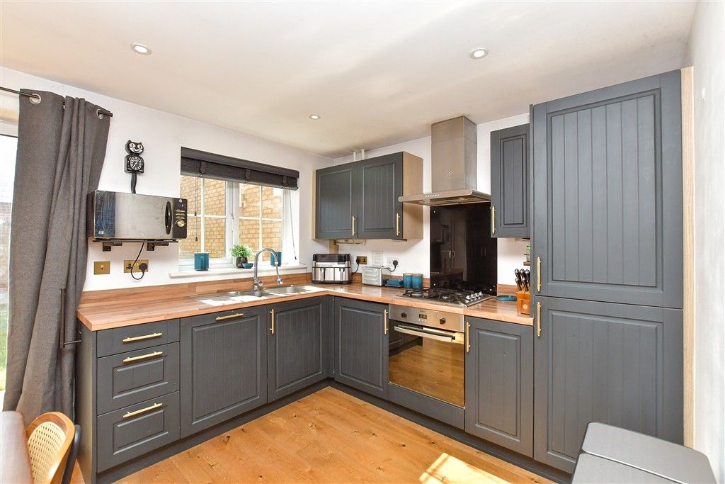 Property photo 3 of 12 Kitchen/Diner