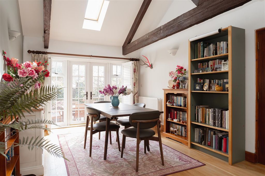 Property photo 2 of 23 5.Jpg