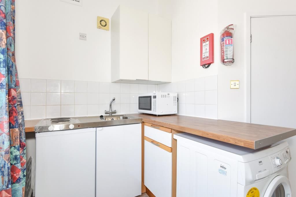 Property photo 2 of 7 Internal View