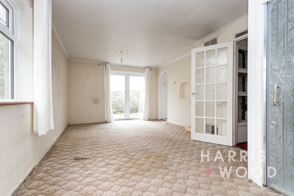 Property photo 3 of 15 4302713