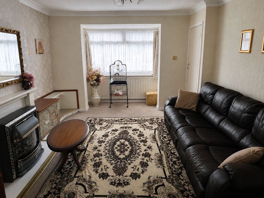 Property photo 3 of 12 Picture No. 17