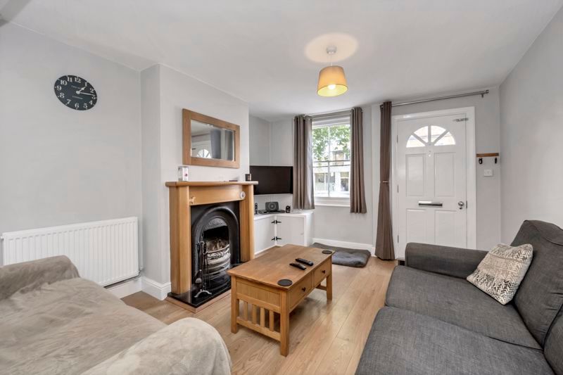 Property photo 3 of 16 Sitting Room