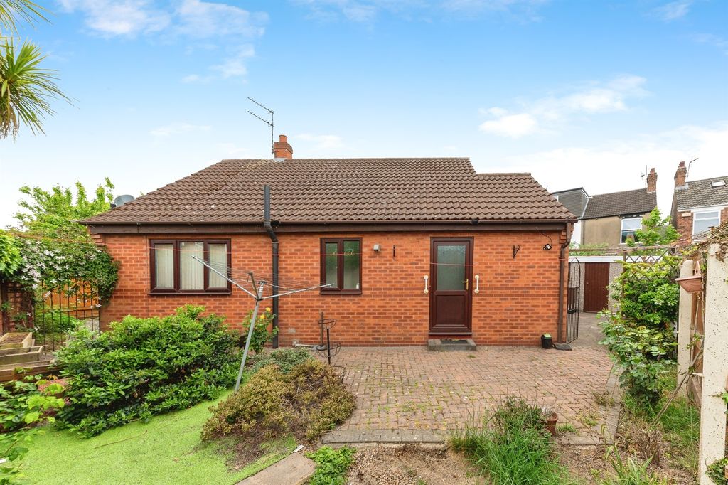 Property photo 1 of 13