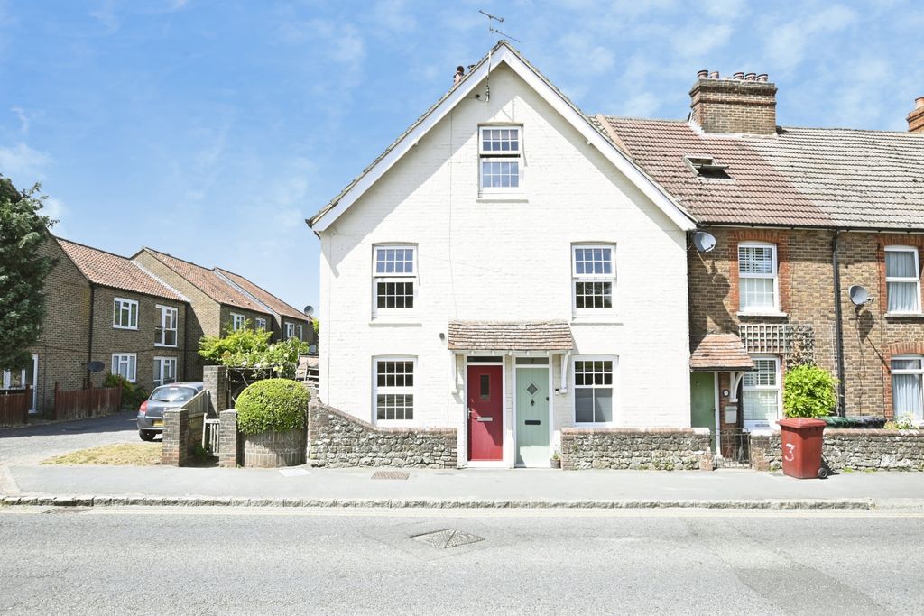 Property photo 1 of 27