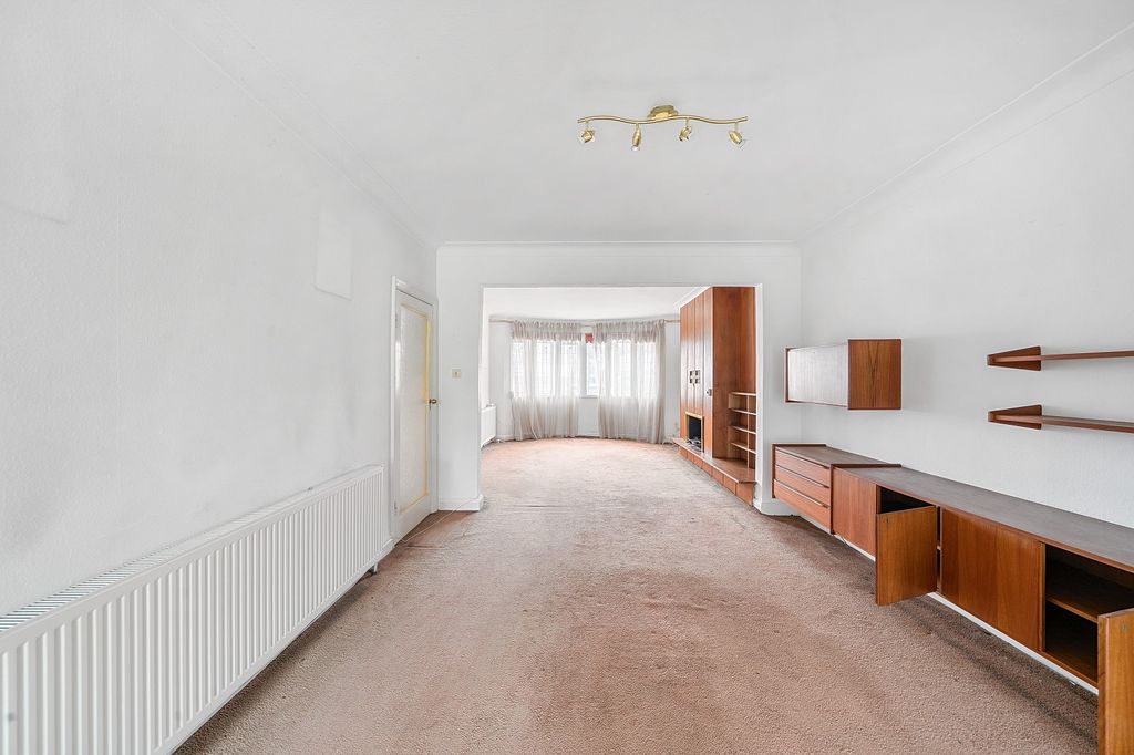 Property photo 3 of 13 Not Specified