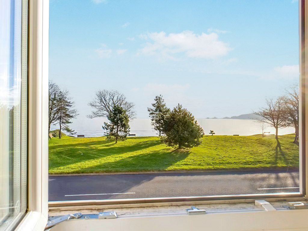 Property photo 2 of 29