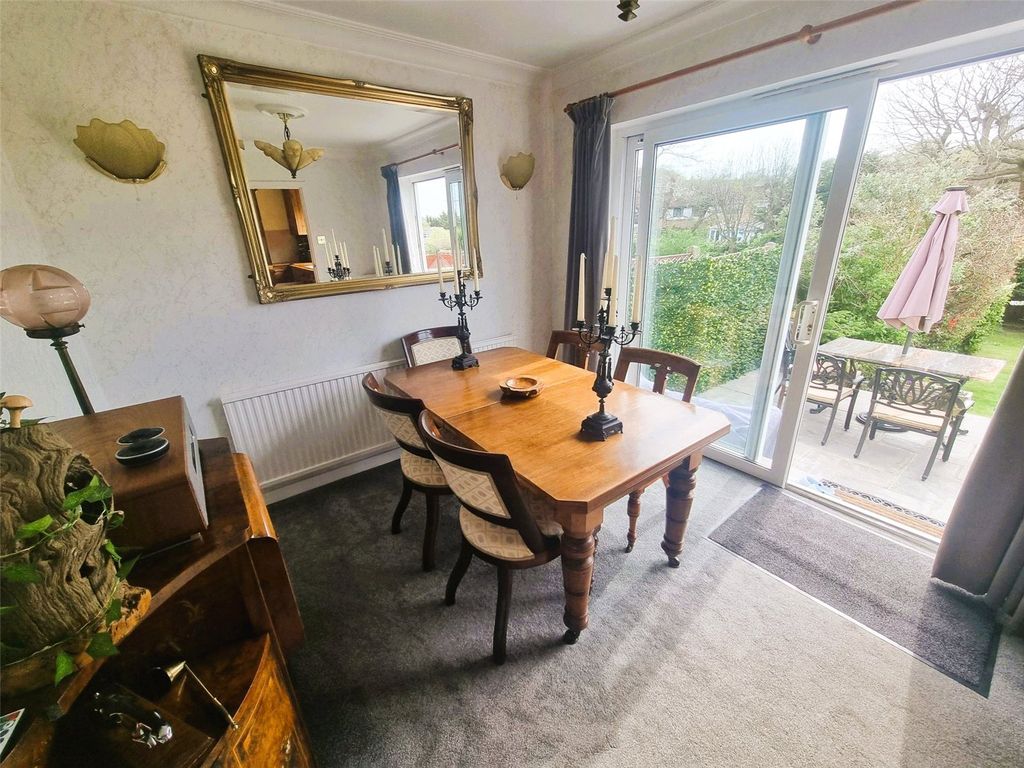 Property photo 3 of 16 Picture No. 19