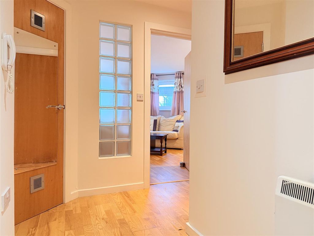 Property photo 2 of 15 Img_3462.Jpg