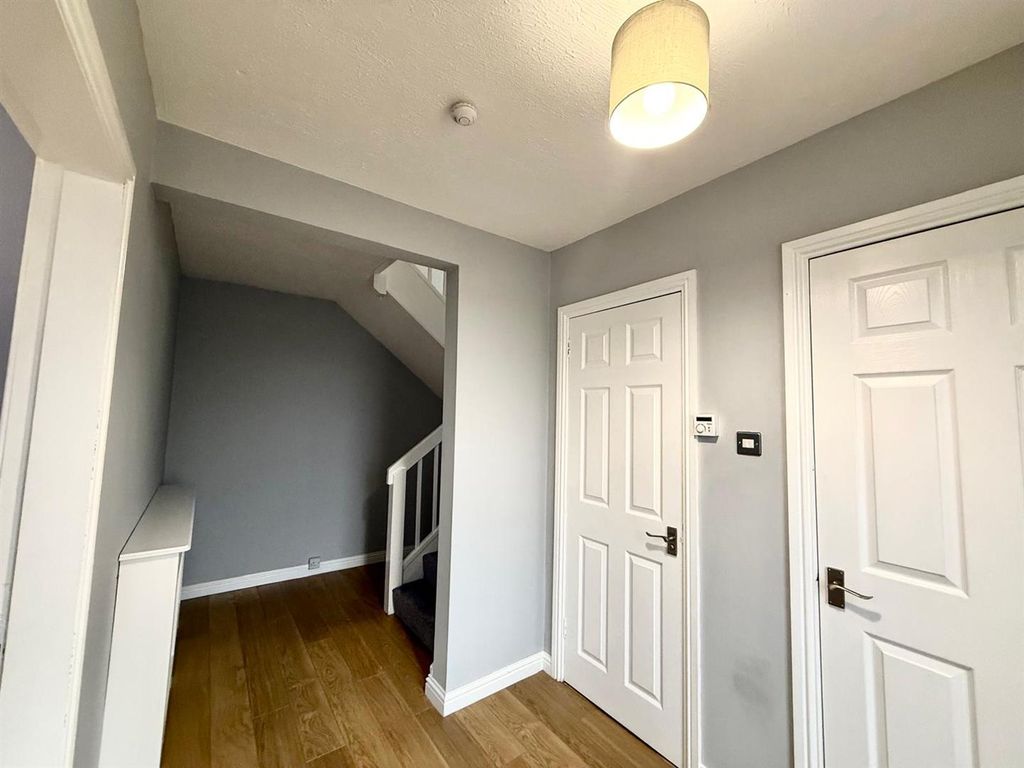 Additional image 8 of 3 bed terraced house to rentKing O'muirs Avenue, Glenochil, Alloa FK10