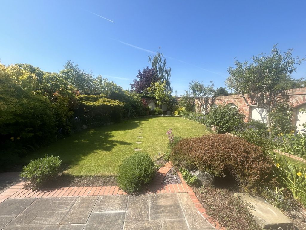 Property photo 3 of 26 Rear Garden
