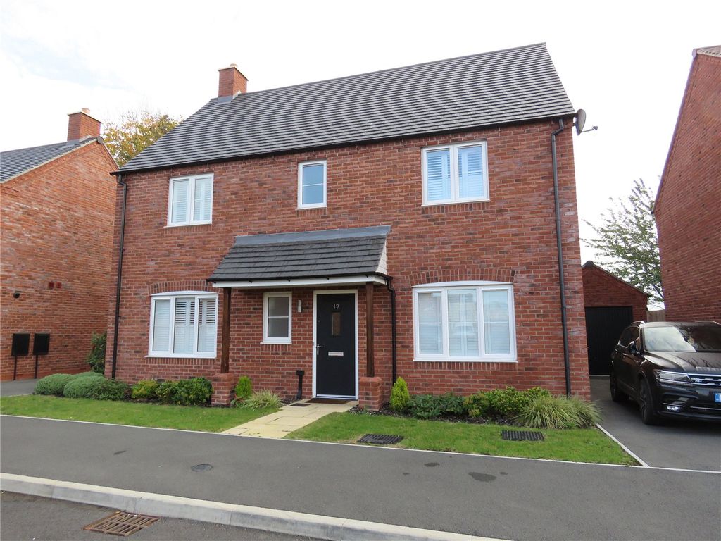 Property photo 1 of 14 External