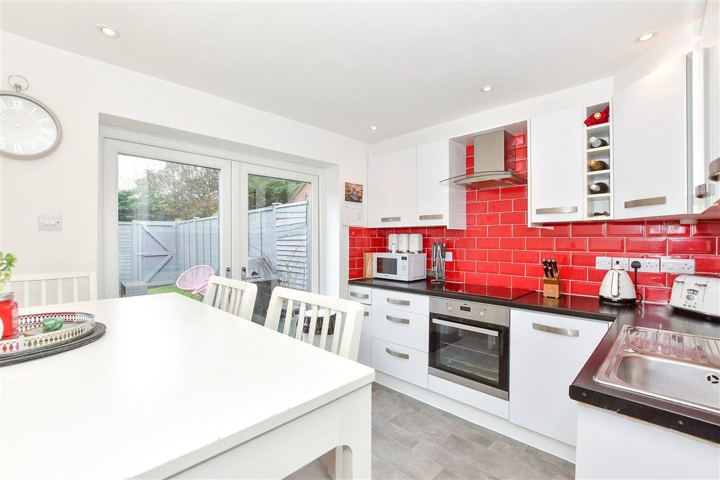 Property photo 3 of 10 Kitchen/Diner