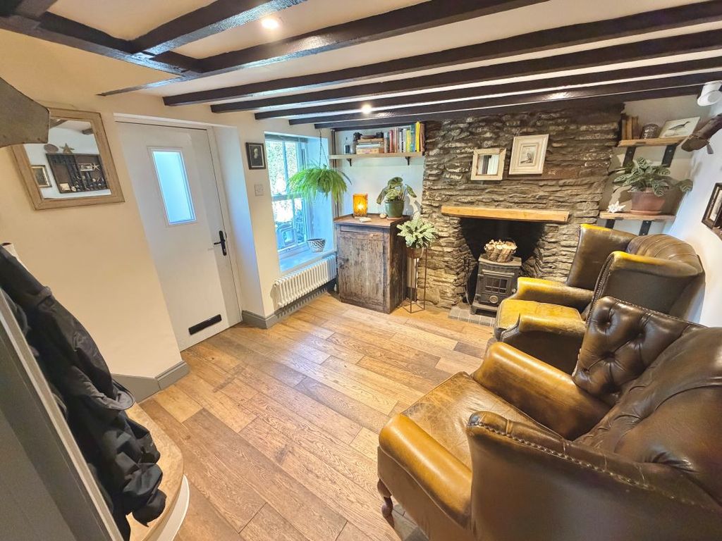 Property photo 3 of 10 Image 3