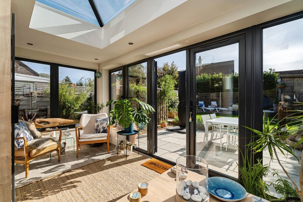 Property photo 1 of 26 Pbox-Img.Jpg