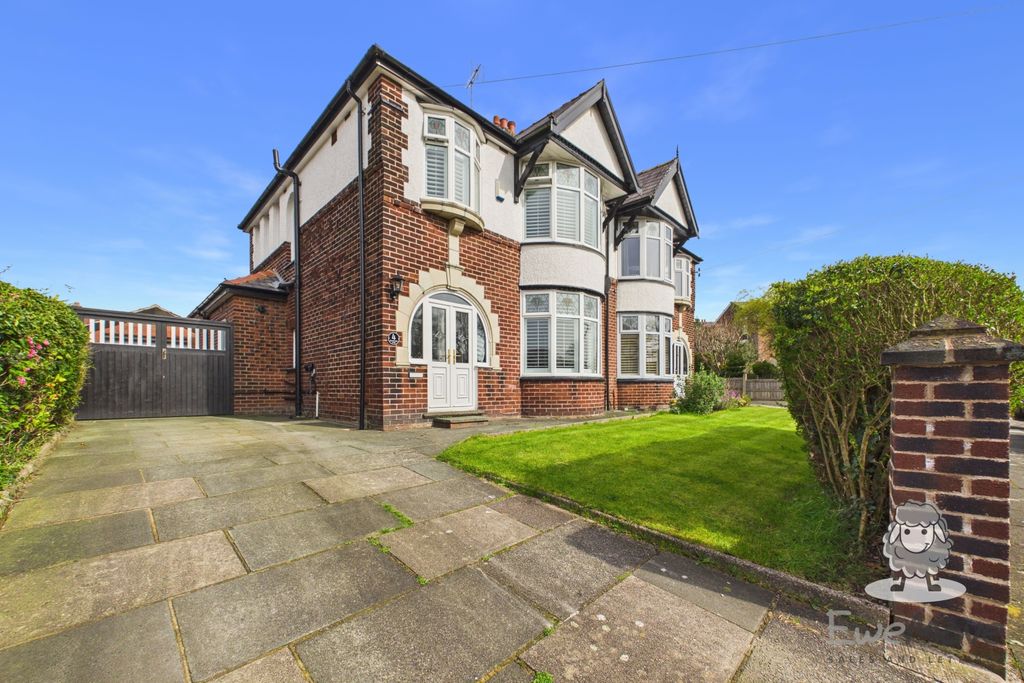 Property photo 1 of 22 Ewemove Devonshire Road 1