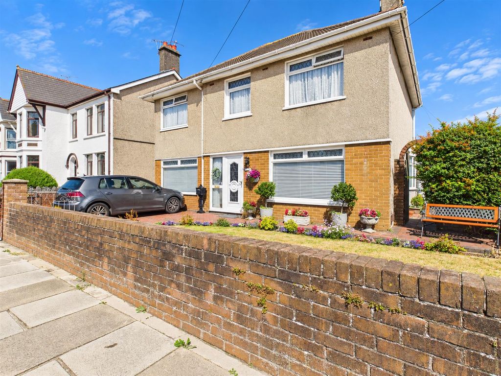 Property photo 1 of 30 6c971518-8c16-4061-8Cb6-Da6Afbd58547.Png