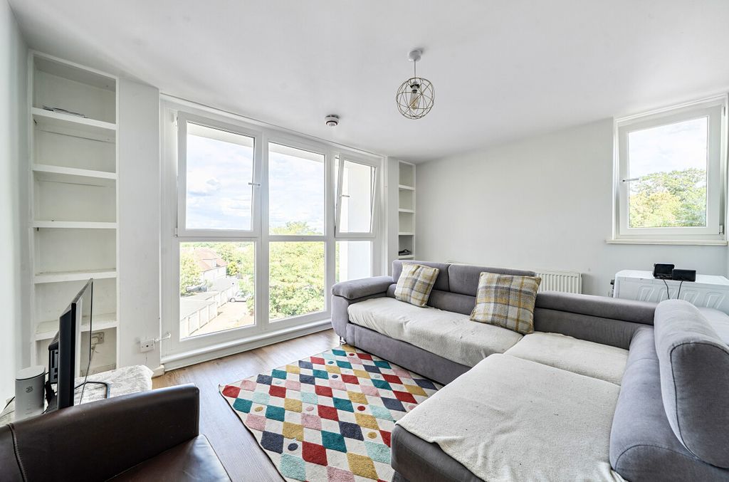 Property photo 2 of 10 1497755-8-6A6Be03...
