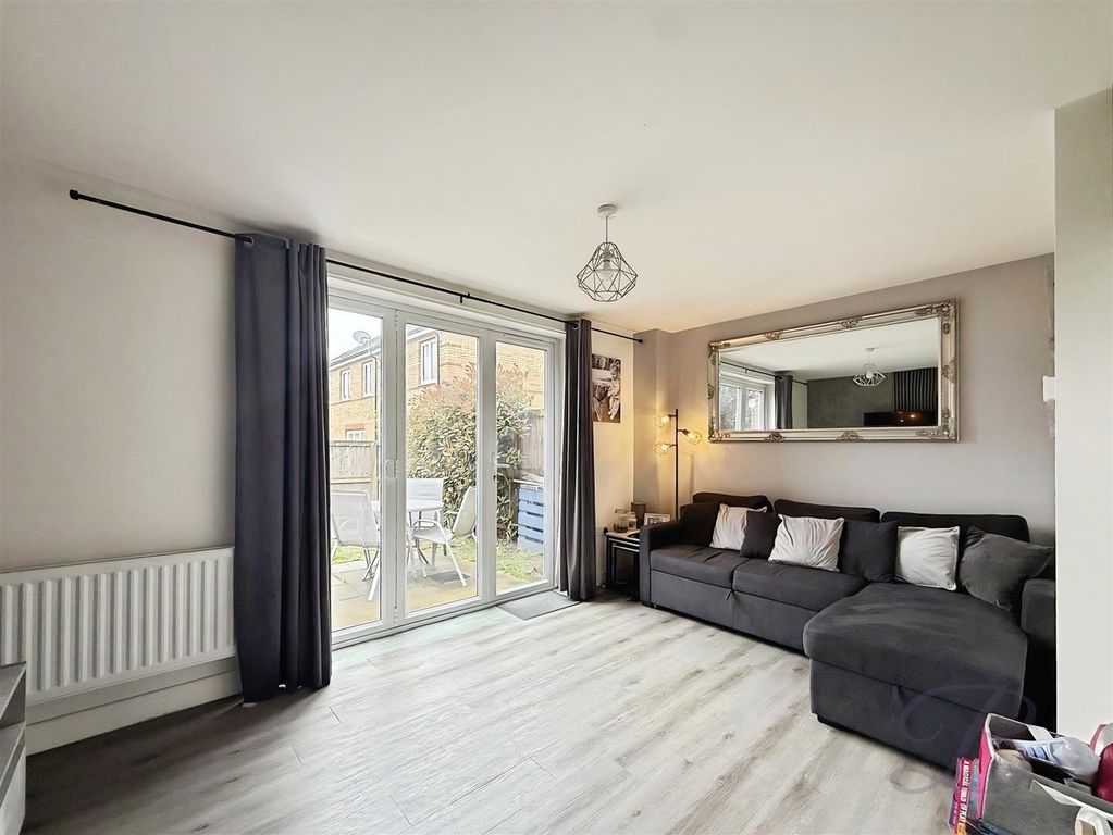 Property photo 2 of 17 07E3Bd28-Ui4P7Mg_Xei4Wmugxi3Clg.Jpg