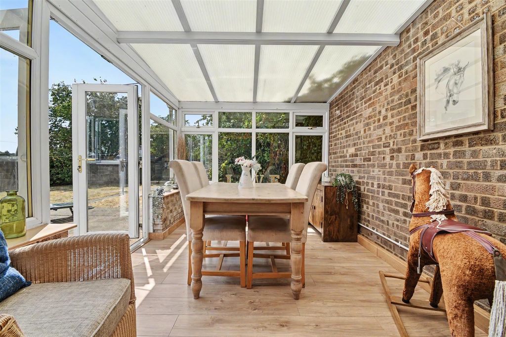 Property photo 2 of 26 Sun Room