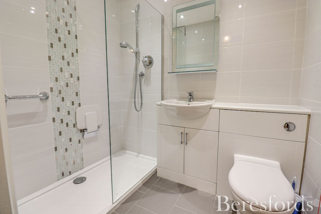 Property photo 2 of 9 Picture No. 04