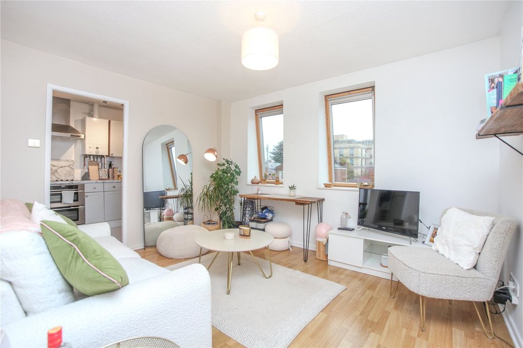 Property photo 1 of 9 Picture No. 01