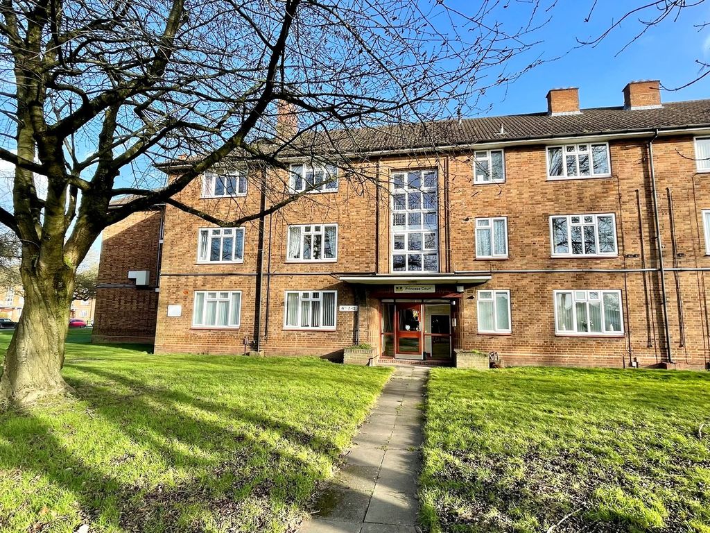 Property photo 1 of 11