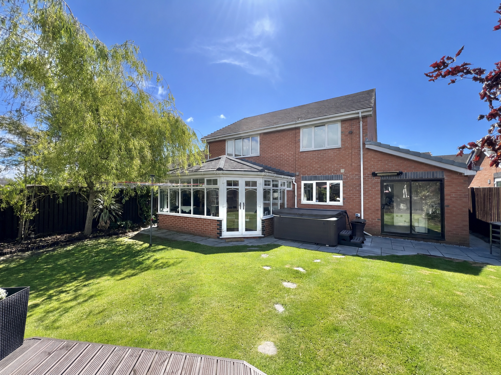 Property photo 2 of 26