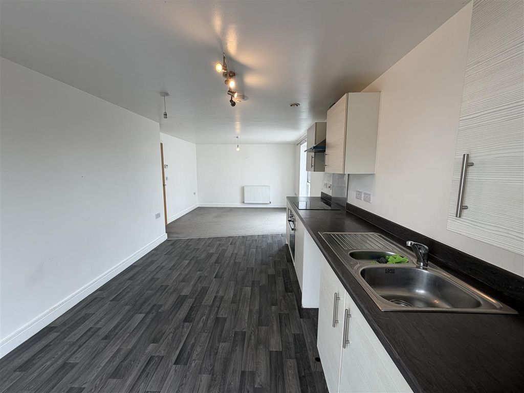 Property photo 2 of 17 Img_0053.Jpg